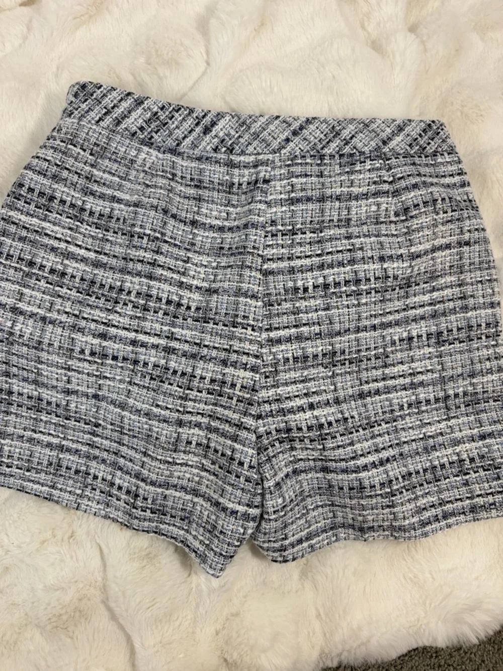 Karl Lagerfeld Light Blue and White Bouclé Blazer and short Set - Picture 8 of 9